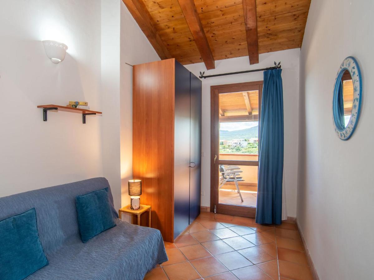 Apartment Giuly By Interhome Golfo Aranci Exterior photo